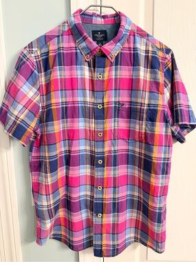 American Eagle Short-Sleeve Pink Plaid Button-Down Shirt- Excellent - Bright -Lg